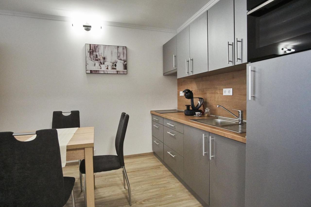 Cadet Apartments - Hostaid Siofok Exterior photo